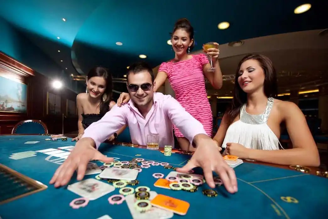 Exciting online casino slots gameplay on mobile device at jilikk platform